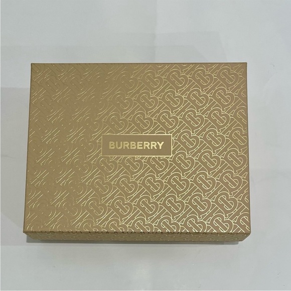 Burberry Her 3-Piece Gift Set - Picture 1 of 5